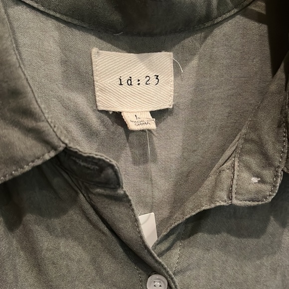 NWT Large olive crop top - Picture 2 of 8